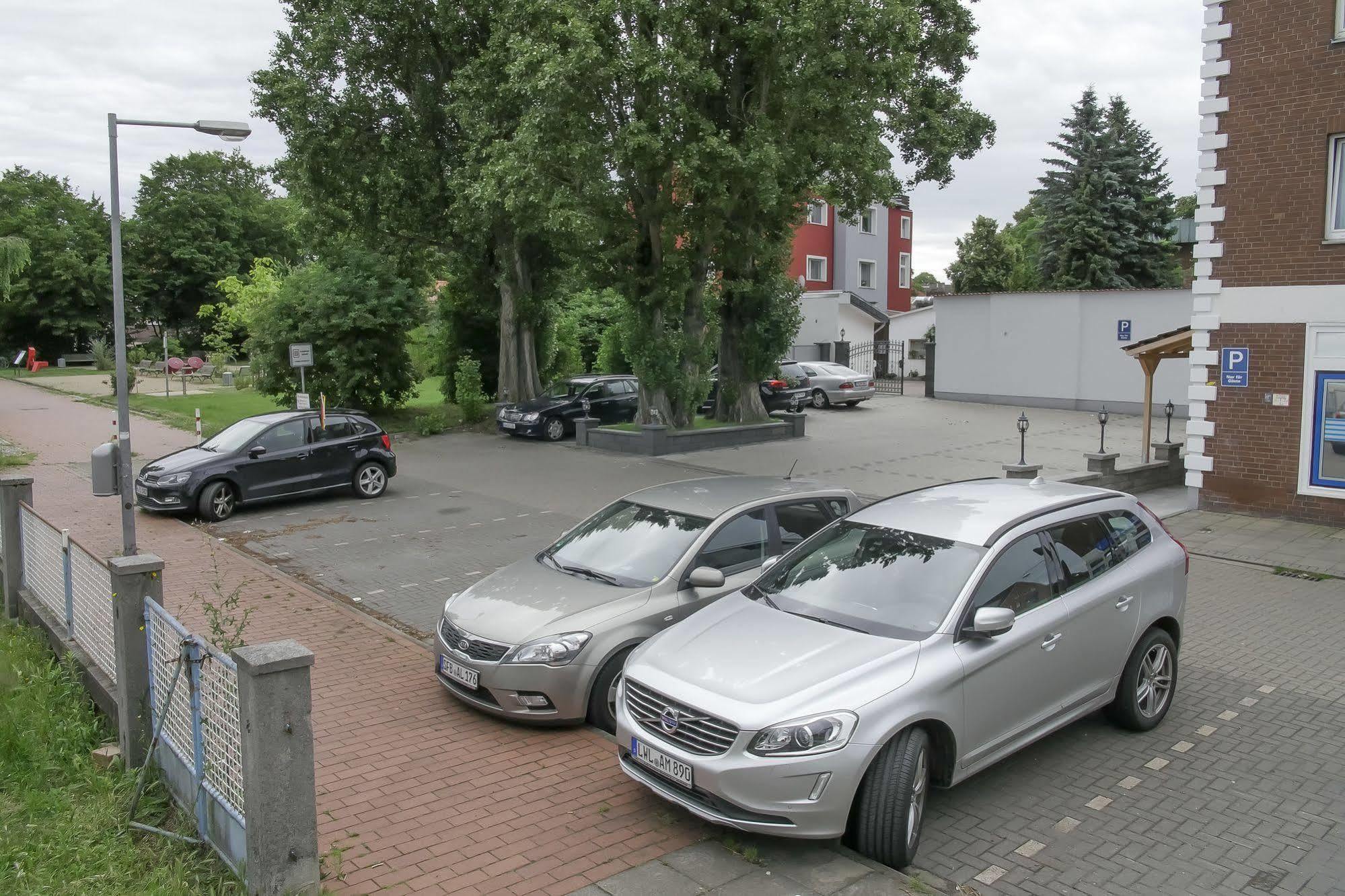Pension Donau Grill Hanóver Exterior foto